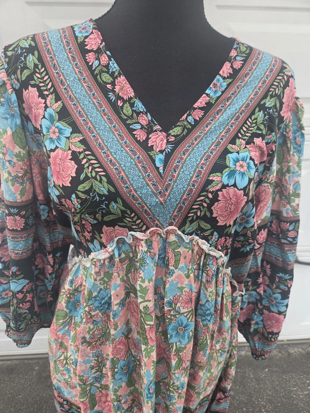BTFBM Floral Boho Babydoll Mini Dress Pink Blue Long Sleeve V-Neck Size M - Picture 8 of 14